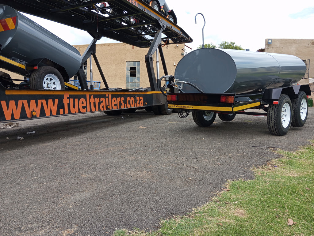 2000 Liter Tanker Trailer